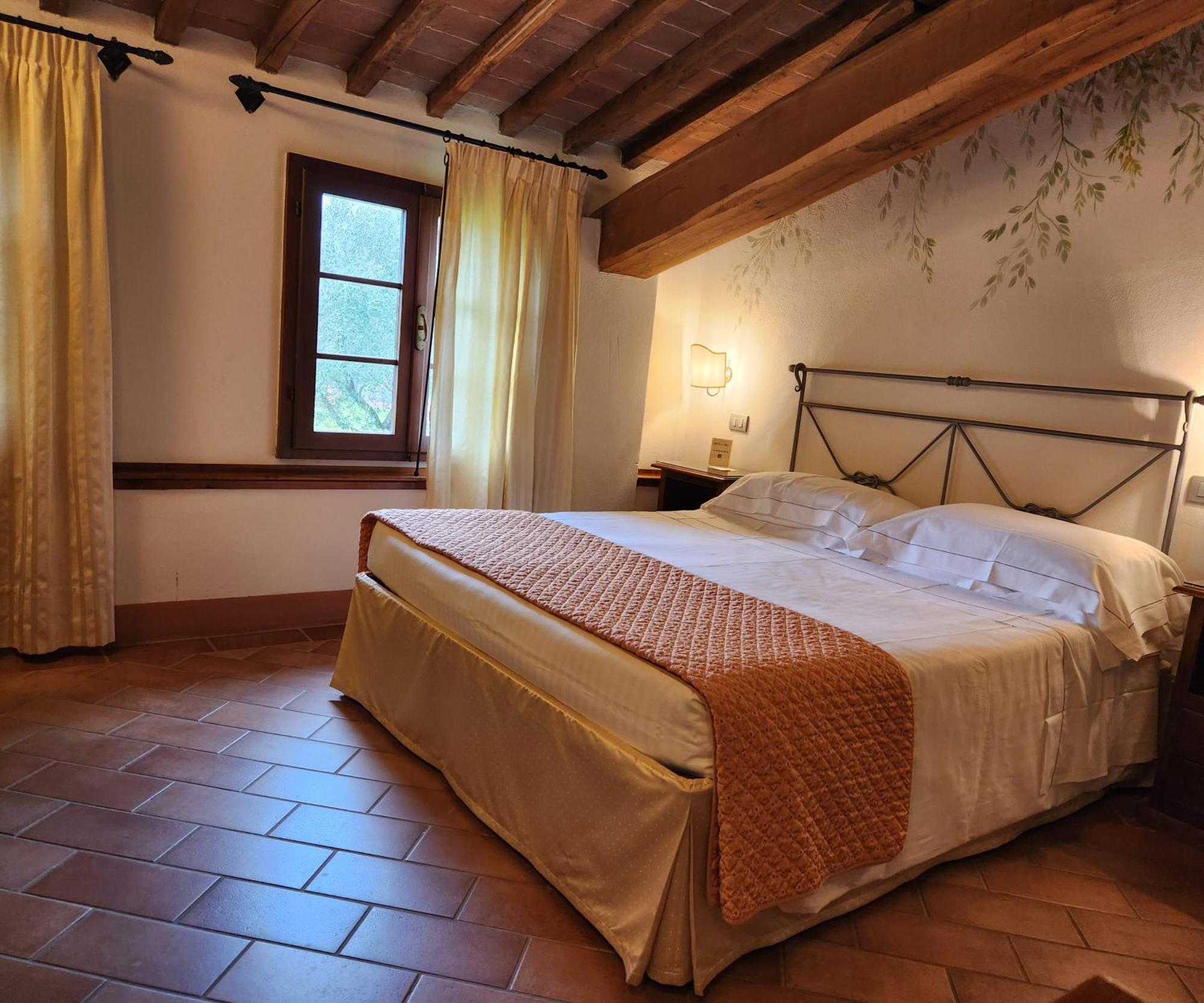 Villa Curina Resort Кастельнуово-Берарденга Экстерьер фото